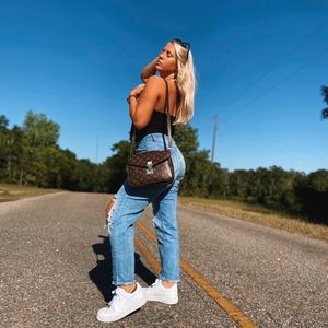 Meet your Posher, Alana